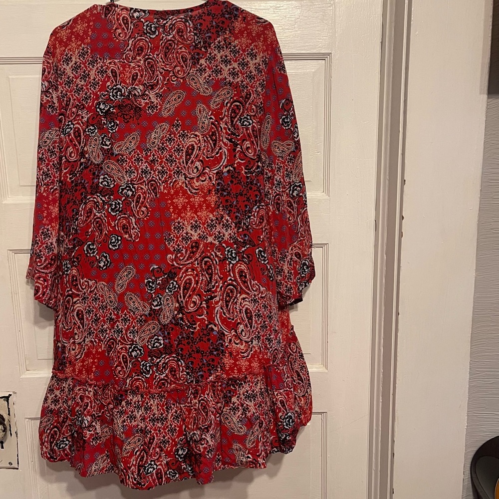 Maurices Red Paisley Kimono - Picture 4 of 4
